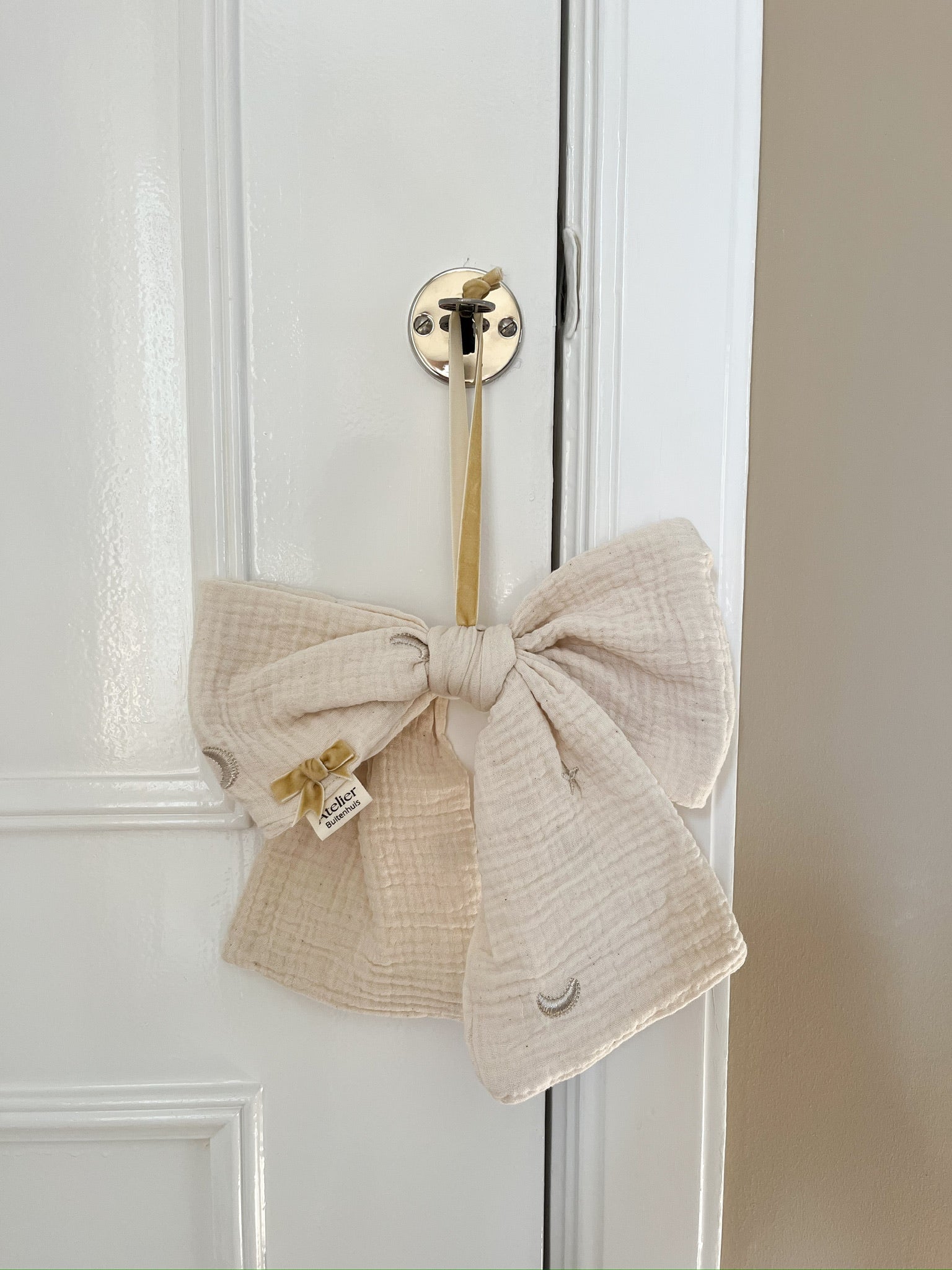 Strik | Beige met maantje en sterretje