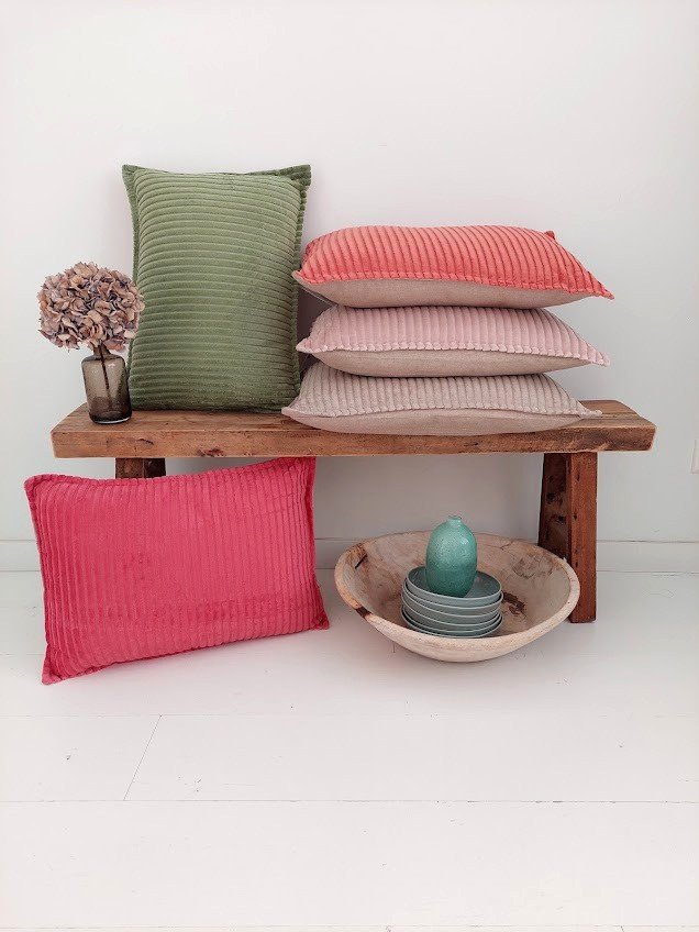 Kussen Rosie | Beige, donker roze of licht roze